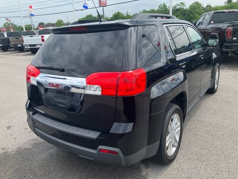 Used 2010 GMC Terrain SLE FWD image 6