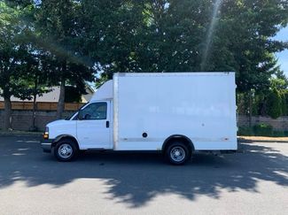 Used 2024 Chevrolet Express 3500 w/ Power Convenience Package RWD video 2