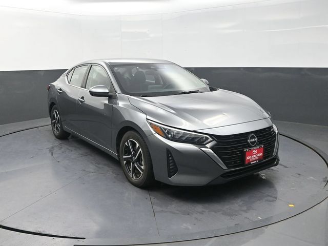 Used 2024 Nissan Sentra SV FWD image 10