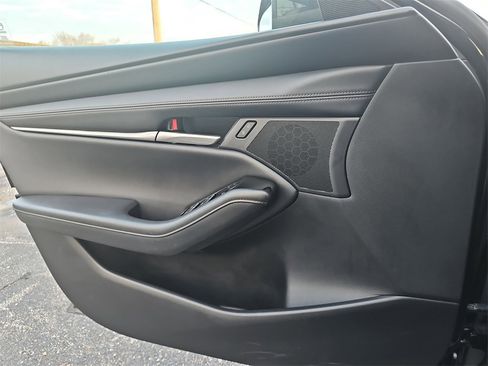 Used 2025 MAZDA MAZDA3 s Sport image 27