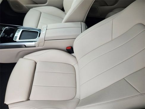 Certified 2026 Mercedes-Benz GLB 250 4MATIC image 8