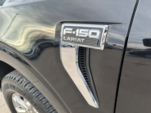 Used 2023 Ford F150 Lariat w/ Trailer Tow Package image 39