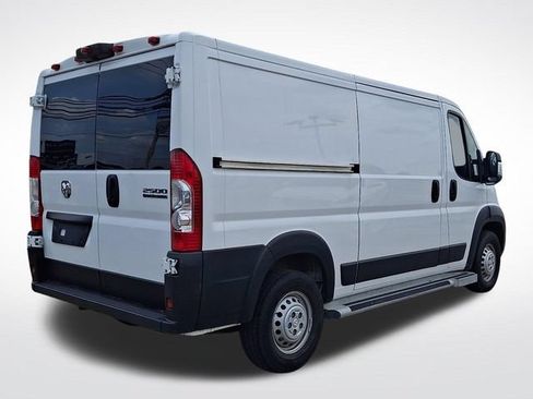 Used 2025 RAM ProMaster 2500 w/ U-Haul Equipment Group FWD image 6