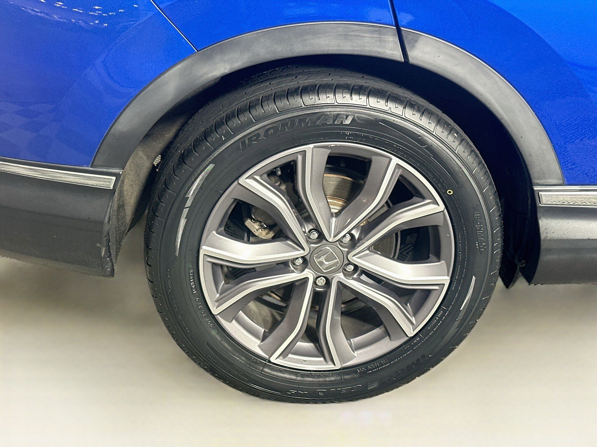 Used 2021 Honda CR-V Touring image 11