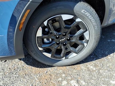 New 2026 Kia Sorento S image 4