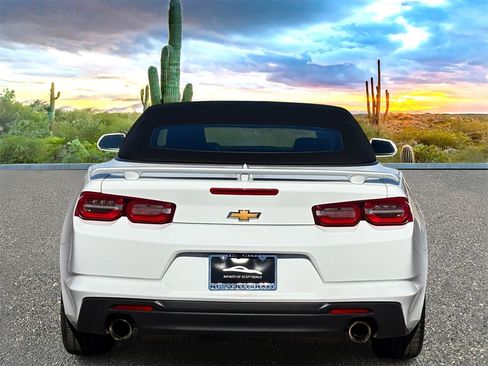 Used 2023 Chevrolet Camaro LT image 5