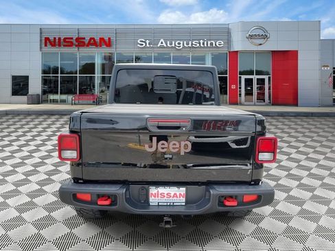Used 2021 Jeep Gladiator Rubicon AWD/4WD image 3