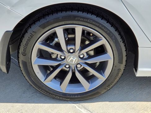 Used 2020 Honda Civic EX image 10