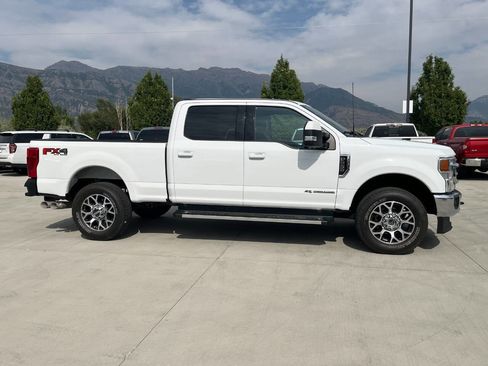 Used 2022 Ford F250 Lariat image 2