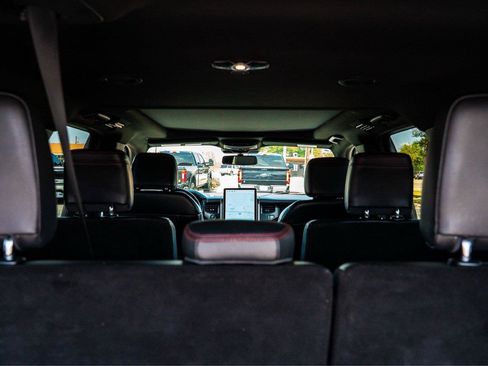 Used 2024 Ford Expedition Max Limited RWD image 10