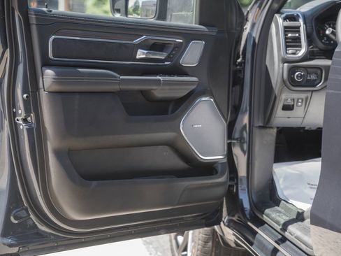 New 2026 RAM 1500 Laramie AWD/4WD image 44