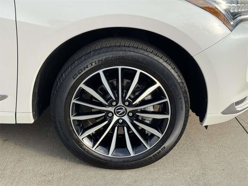 Used 2025 Acura RDX SH-AWD w/ Advance Package image 9