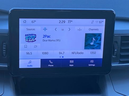 Certified 2023 Ford Explorer XLT w/ Equipment Group 202A AWD/4WD image 10