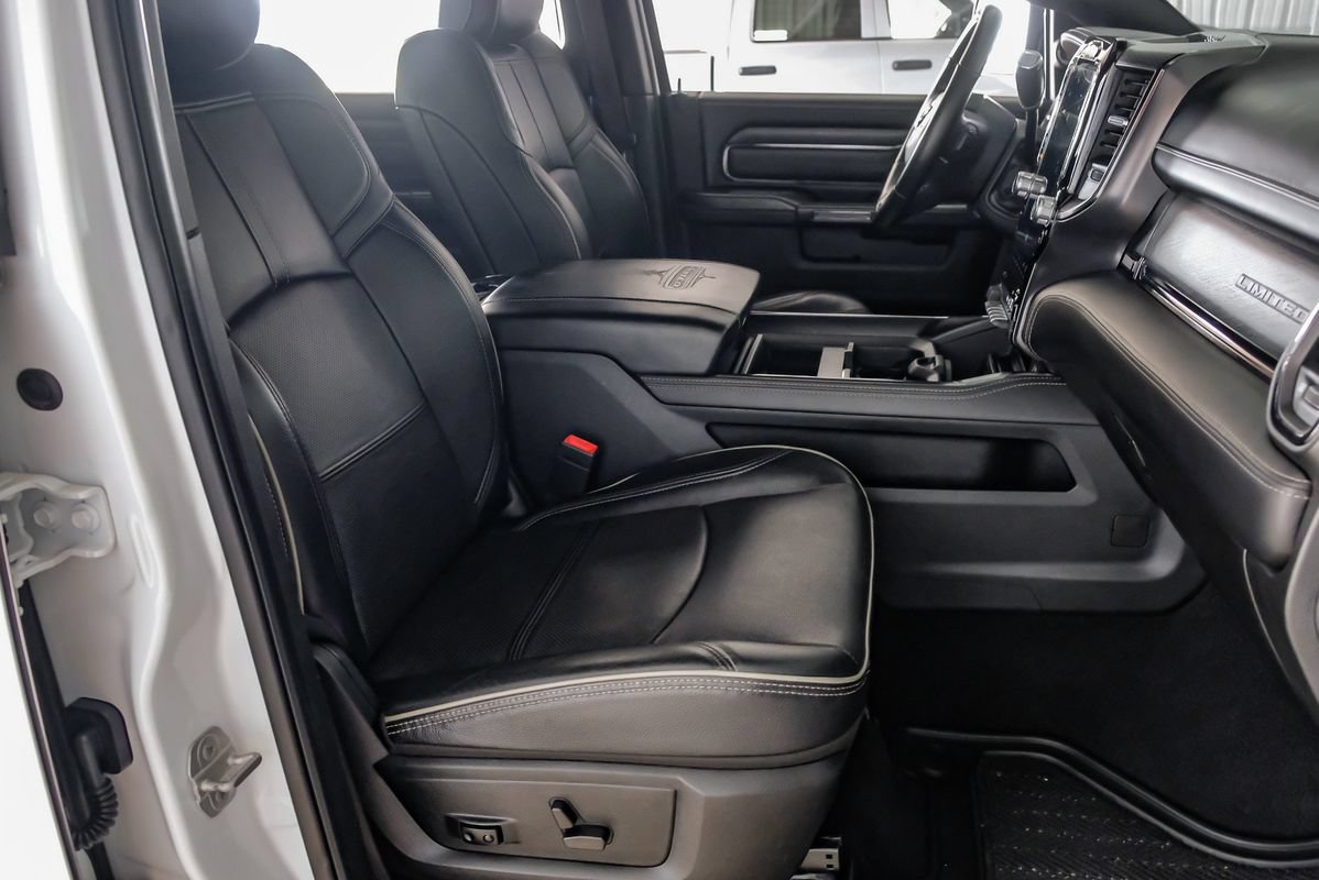 Used 2022 RAM 3500 Limited RWD image 31
