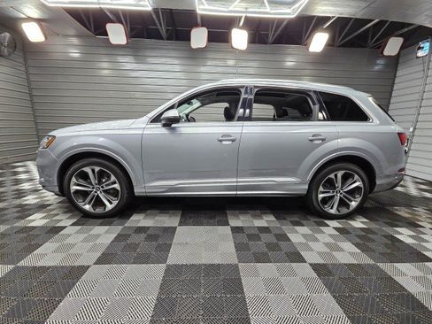 Used 2021 Audi Q7 3.0T Premium Plus w/ Premium Plus Package AWD/4WD image 8