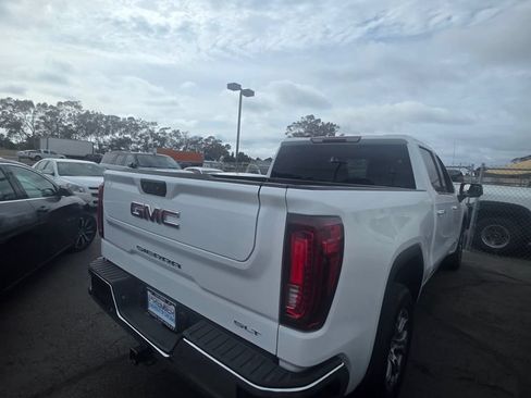 Used 2025 GMC Sierra 1500 SLT RWD image 3