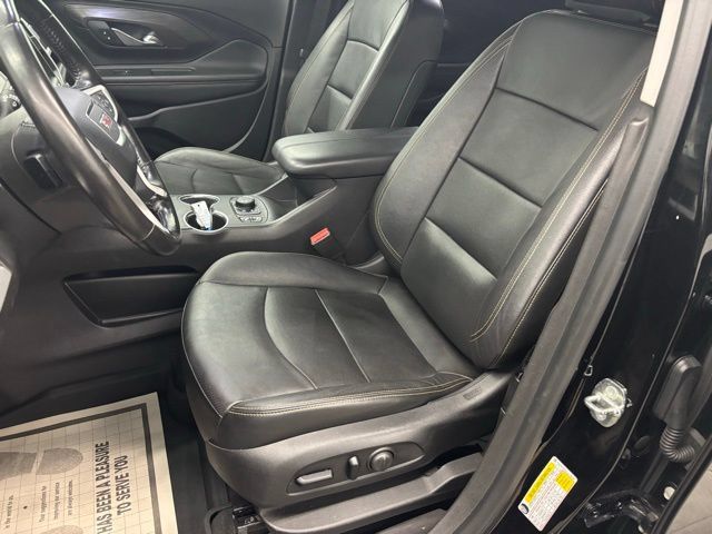 Used 2020 GMC Terrain SLT w/ Preferred Package AWD/4WD image 17