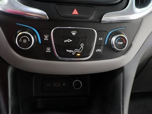 Used 2021 Chevrolet Equinox LT image 9