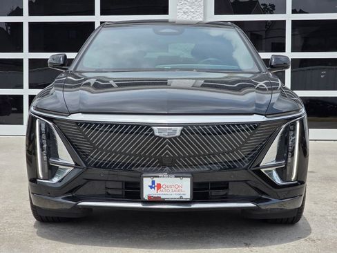 Used 2024 Cadillac Lyriq Tech w/ LPO, Floor Liner Package RWD image 10
