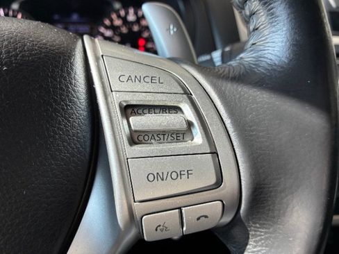 Used 2017 Nissan Altima 2.5 SR FWD image 19