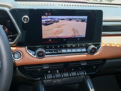 New 2026 GMC Canyon AT4 w/ AT4 Premium Package AWD/4WD image 24