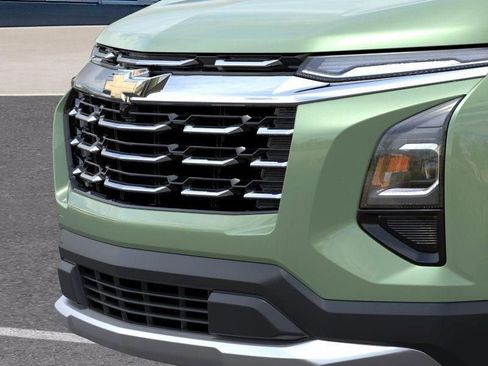 New 2026 Chevrolet Equinox LT image 13