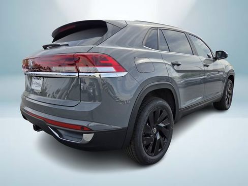 New 2026 Volkswagen Atlas Cross Sport SE FWD image 4