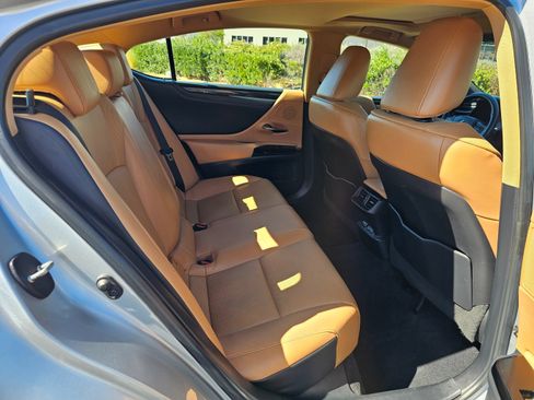 Used 2022 Lexus ES 350 FWD image 33