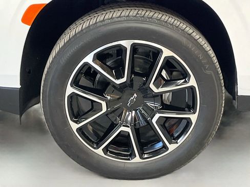 Used 2023 Chevrolet Tahoe RST w/ Luxury Package image 34