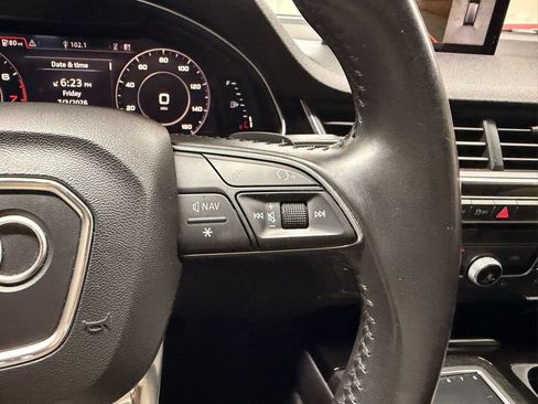 Used 2019 Audi Q7 3.0T Premium Plus w/ Premium Plus Package AWD/4WD image 16