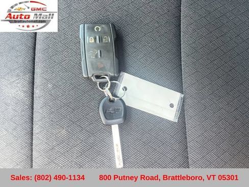Used 2022 Chevrolet Silverado 2500 Custom w/ Custom Convenience Package AWD/4WD image 30