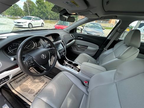Used 2017 Acura TLX w/ Technology Package FWD image 13