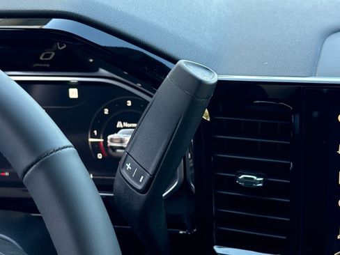 New 2026 GMC Sierra 1500 Elevation image 18