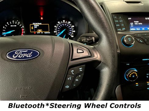 Used 2018 Ford Edge SE FWD image 12