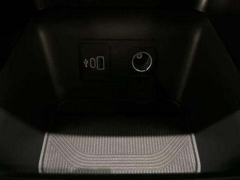 New 2026 Ford Explorer Active RWD image 31