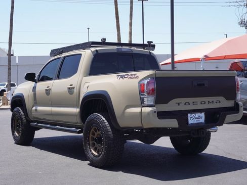 Used 2020 Toyota Tacoma TRD Off-Road w/ Technology Package RWD image 3