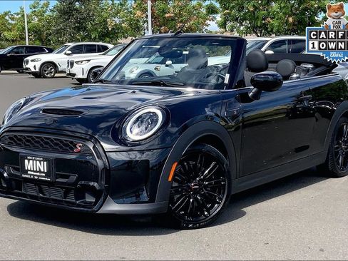 Used 2023 MINI Cooper S w/ Signature Upholstery Package FWD image 2
