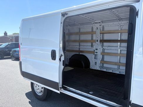 Used 2023 RAM ProMaster 2500 FWD image 16