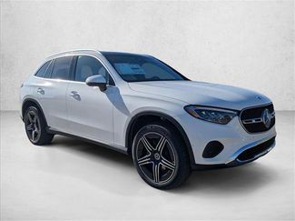 Used 2026 Mercedes-Benz GLC 300 video 3