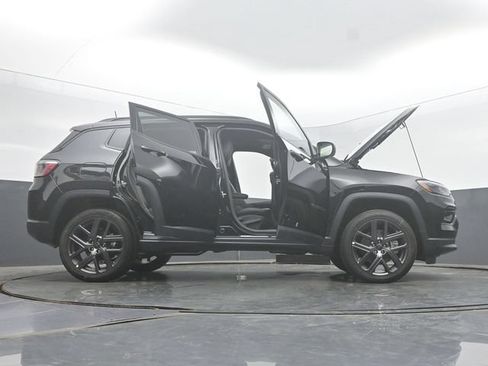 New 2026 Jeep Compass Limited w/ Sun, Sound & Navigation Group AWD/4WD image 64