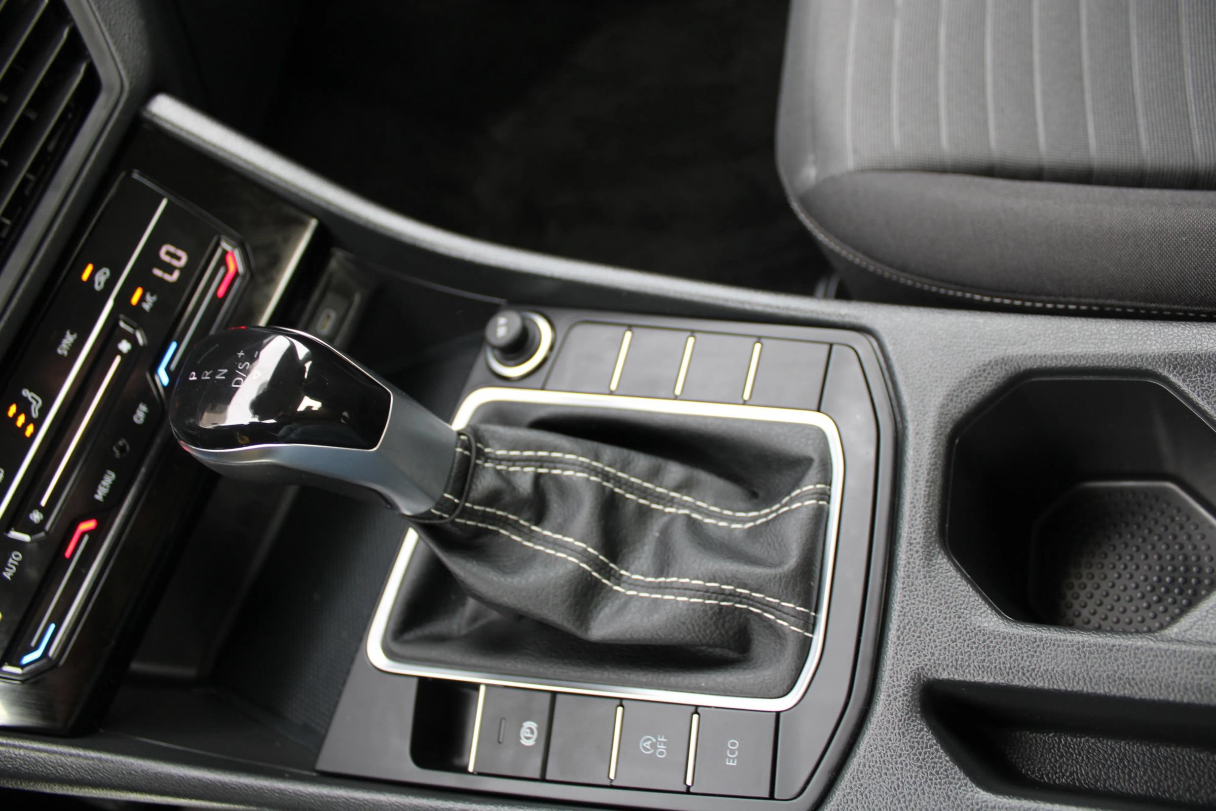 Used 2026 Volkswagen Jetta S FWD image 14