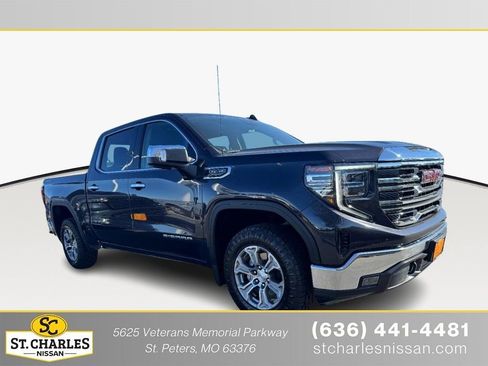 Used 2025 GMC Sierra 1500 SLT AWD/4WD image 1