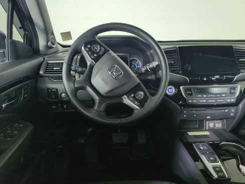 Certified 2021 Honda Pilot Elite image 17
