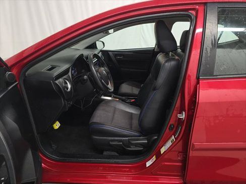 Used 2017 Toyota Corolla SE w/ Carpet Mat Package (TMS) FWD image 21