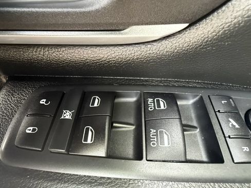 Used 2021 RAM 1500 Big Horn AWD/4WD image 44