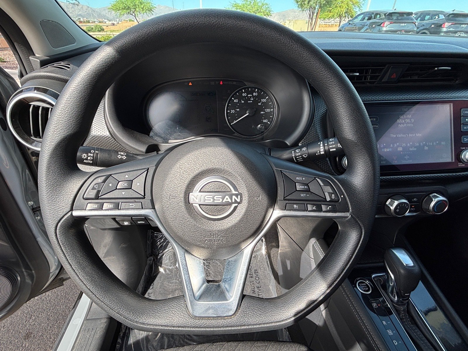Used 2024 Nissan Kicks SV FWD image 12