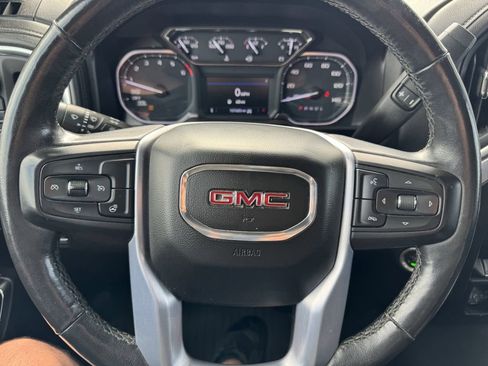 Used 2020 GMC Sierra 1500 Elevation w/ Elevation Value Package AWD/4WD image 12