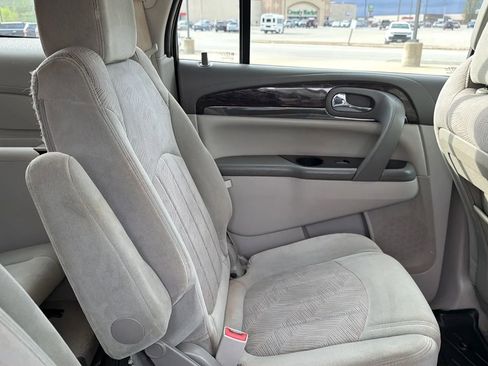 Used 2015 Buick Enclave Convenience FWD image 68