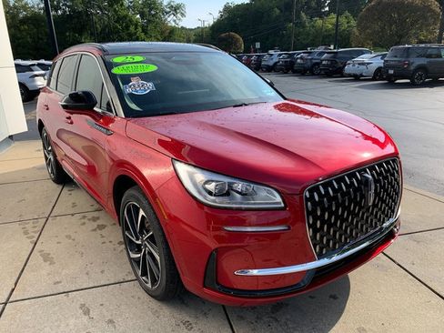 Certified 2025 Lincoln Corsair Grand Touring w/ Equipment Group 301A AWD/4WD image 9