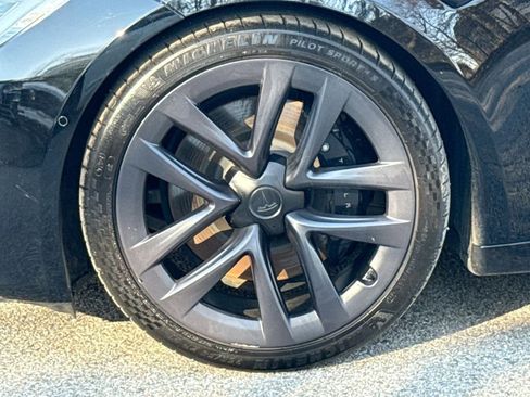 Used 2022 Tesla Model S Base image 19